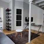 Paris 16 Studio Near Arc De Triomphe And Eiffel Tower